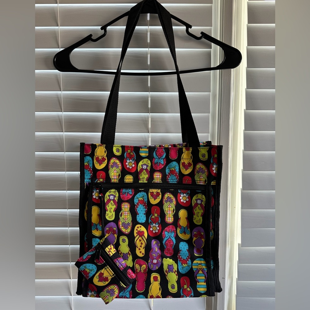 Fun Lovin Colorful Flip-Flop Print Tote Bag! Best Offer Accepted!💙💜